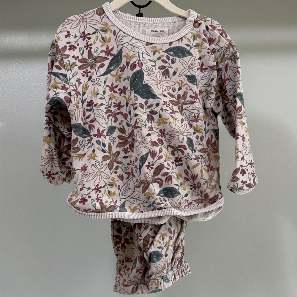 Floral Kids Sweatpants & Joggers Set